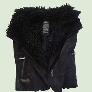 fur black zip up vest